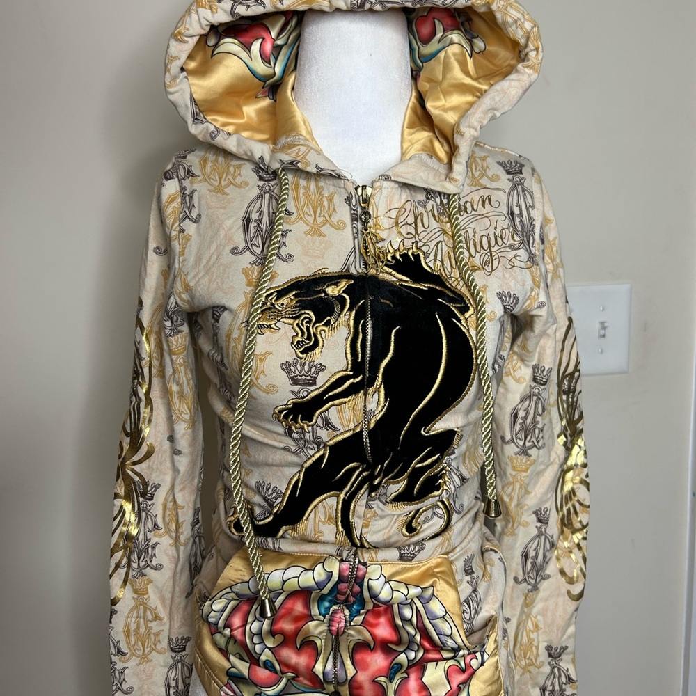 Christina Aguilera Graphic Hoodie with Lion Design